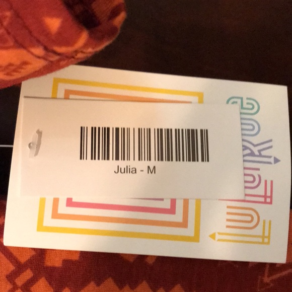 LuLaRoe Julia - Picture 3 of 3